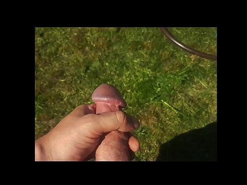 ❤️ Heta heta tjejen får sin rosa fitta knullad och kommer med en spruta i en sommarträdgård Kvalitets sex at sv.tube-sexer-com.ru ❤