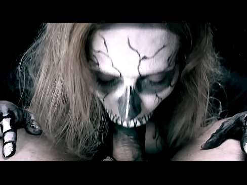❤️ Demonflicka suger kuk med sin svarta mun och sväljer sperma. Kvalitets sex at sv.tube-sexer-com.ru ❤