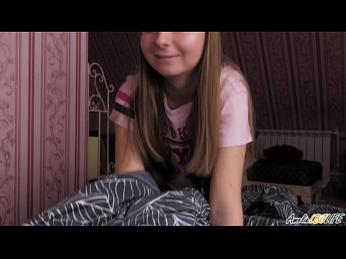 ❤️ Blondin suger sin BFF djupt och får sperma i munnen Kvalitets sex at sv.tube-sexer-com.ru ❤